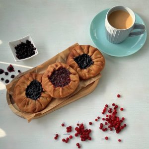 Галета цельнозерновая с  черникой